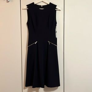 Tommy Hilfilger women dress navy size 2 new
